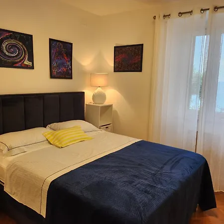 Homestay Dora - Dora Martinscica (Cres)